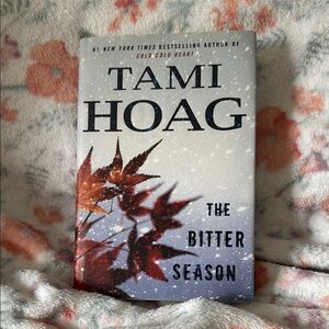 Tami Hoag 'The Bitter Season' Hardcover Book